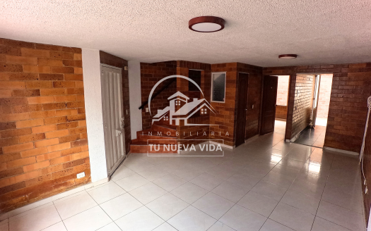 COD. 001 CASA EN VENTA, FUNZA CUND.