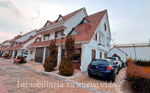 COD.010 CASA EN VENTA – MOSQUERA