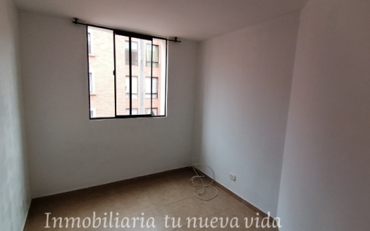 COD.031 APT EN VENTA, MOSQUERA CUND.