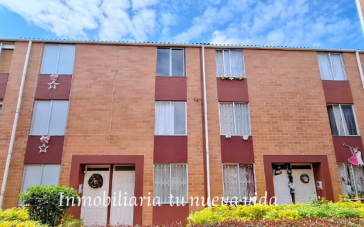 COD. 040 CASA EN VENTA MOSQUERA CUND.
